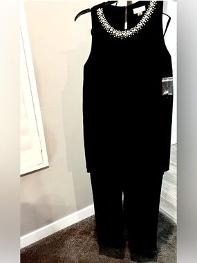Tahari Petite 4P Black Pearl Beaded Neck Jumpsuit Elegant Formal NWT